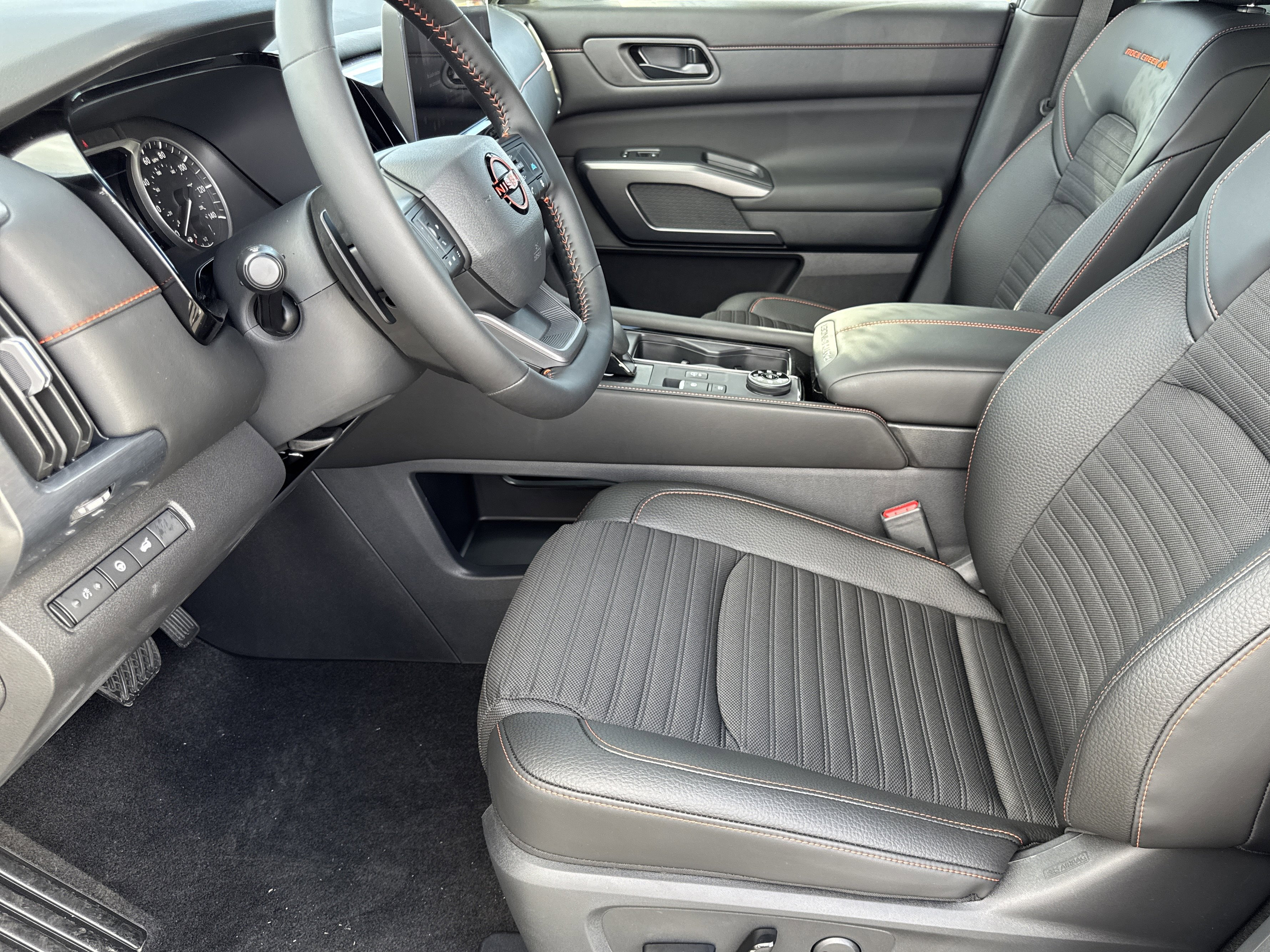 New 2026 Nissan Pathfinder Rock Creek w/ Rock Creek Premium Package AWD/4WD image 10