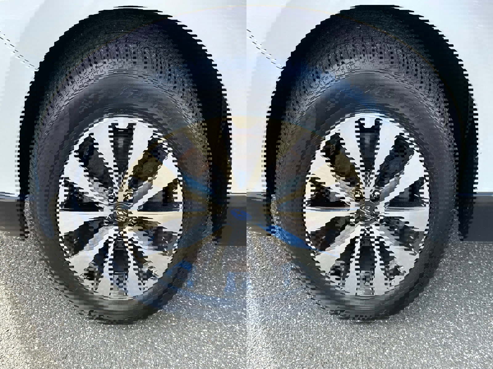 Used 2016 Subaru Outback 3.6R Limited image 8