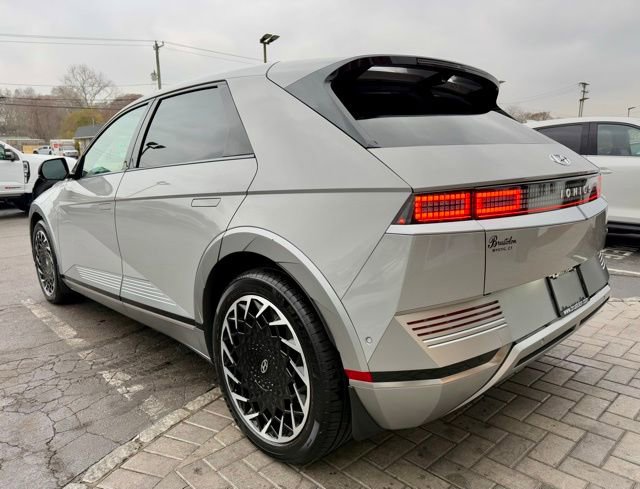 Used 2023 Hyundai Ioniq 5 Limited image 9