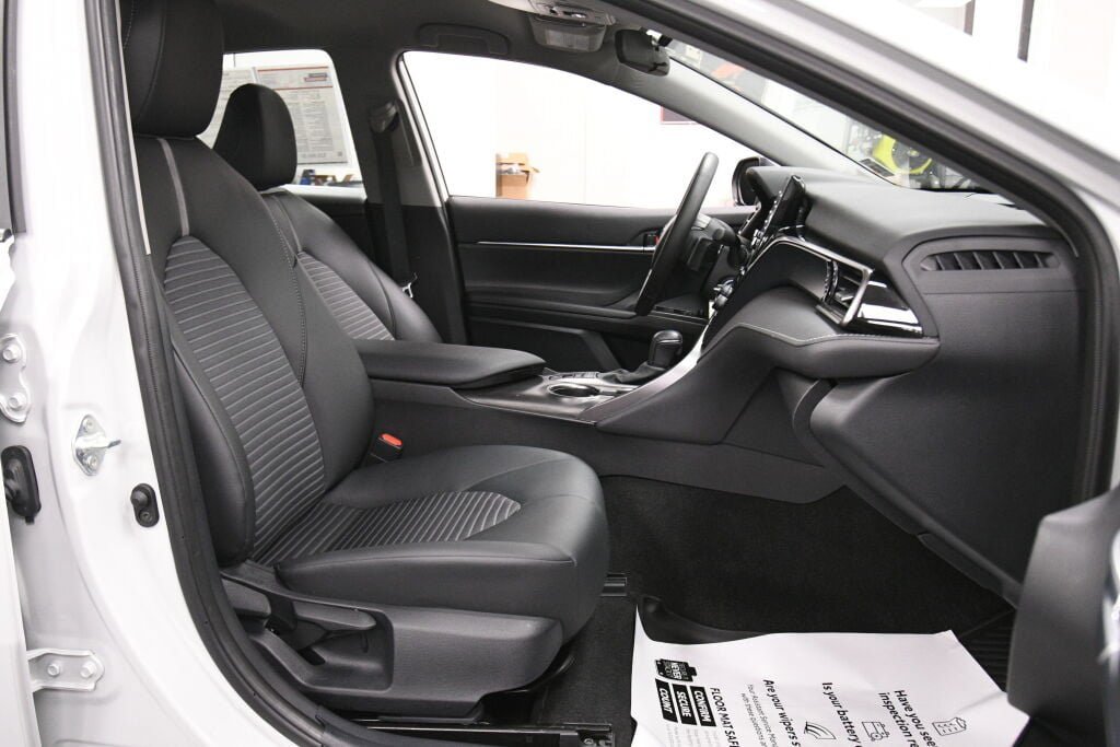 Certified 2024 Toyota Camry SE AWD/4WD image 25