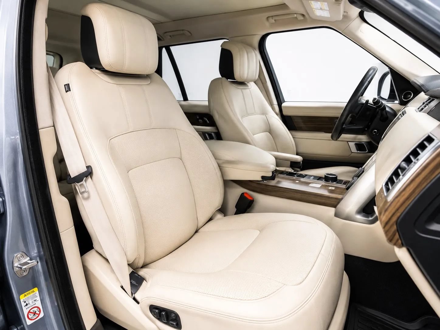 Used 2019 Land Rover Range Rover Supercharged AWD/4WD image 17