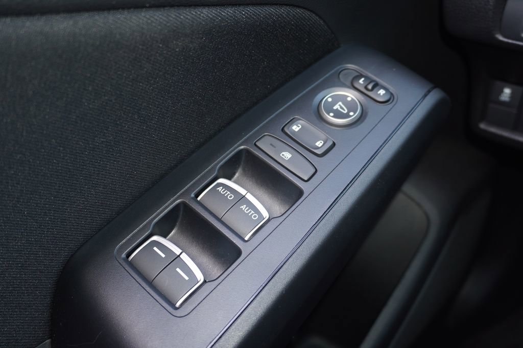 Used 2025 Honda Civic Sport image 13