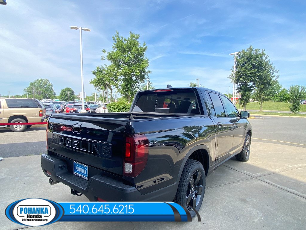 New 2026 Honda Ridgeline Black Edition image 8