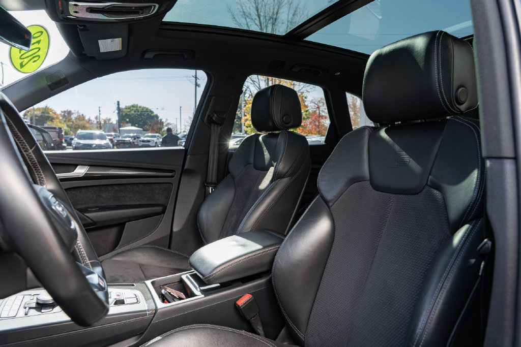 Used 2018 Audi SQ5 Premium Plus AWD/4WD image 24
