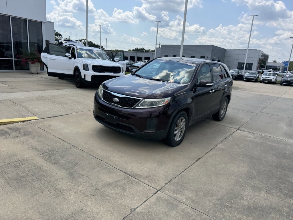 Used 2014 Kia Sorento LX FWD image 4