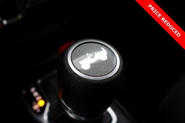 Used 2022 Jeep Wrangler Unlimited Sahara w/ Cold Weather Group image 30