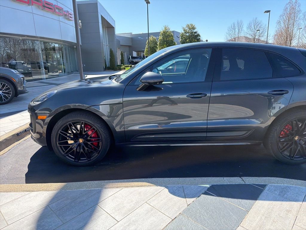 Certified 2022 Porsche Macan GTS image 4