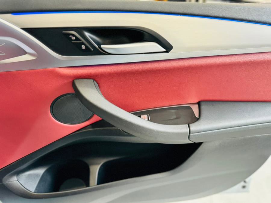 Used 2025 BMW X4 xDrive30i image 19