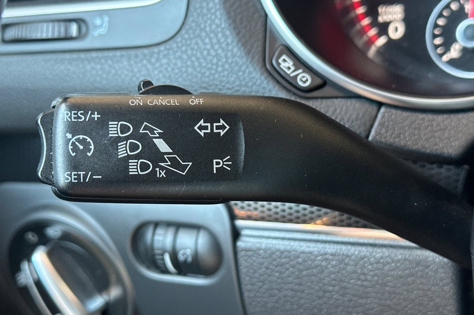 Used 2013 Volkswagen GTI Wolfsburg Edition FWD image 30