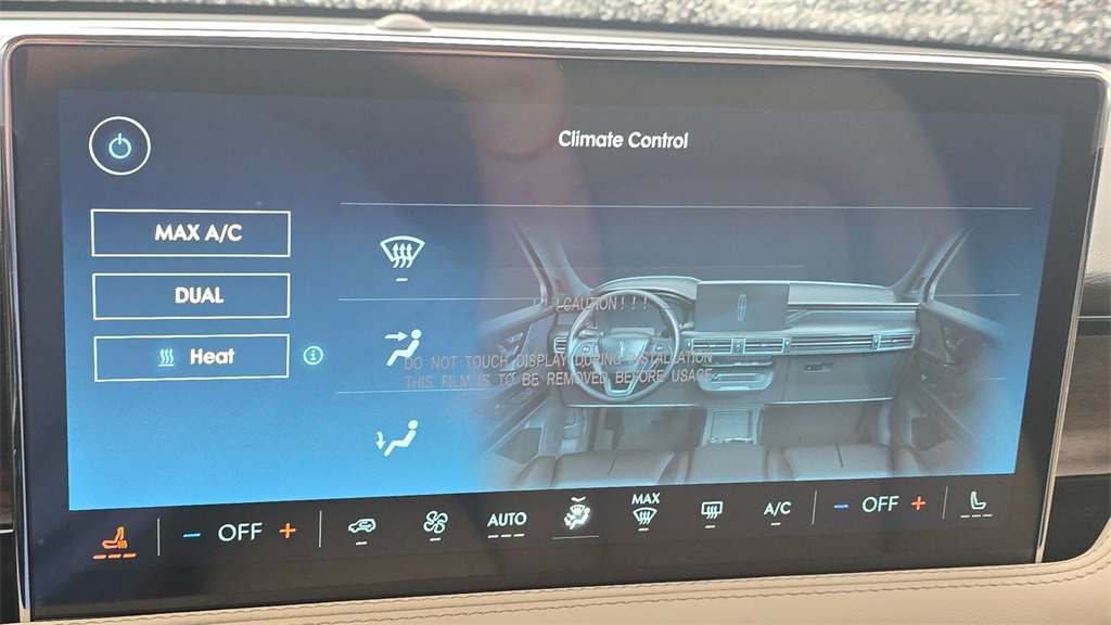 Used 2025 Lincoln Corsair Grand Touring w/ Jet Appearance Package image 19