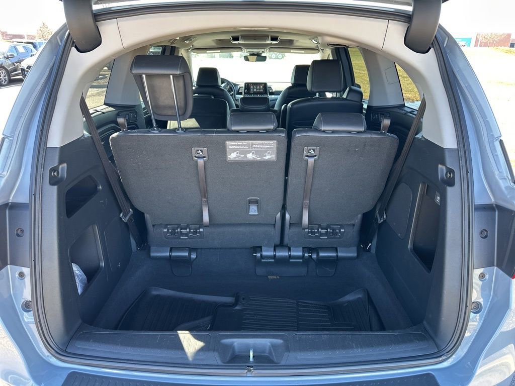 Used 2023 Honda Odyssey Touring image 11
