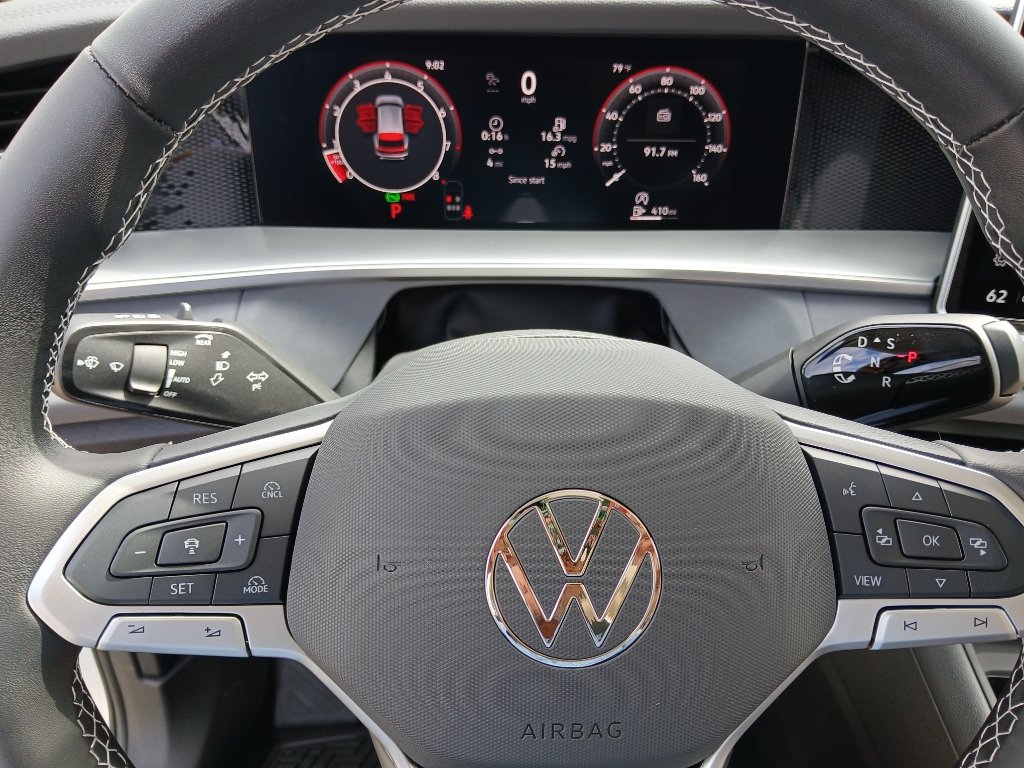 New 2026 Volkswagen Tiguan SE FWD image 14