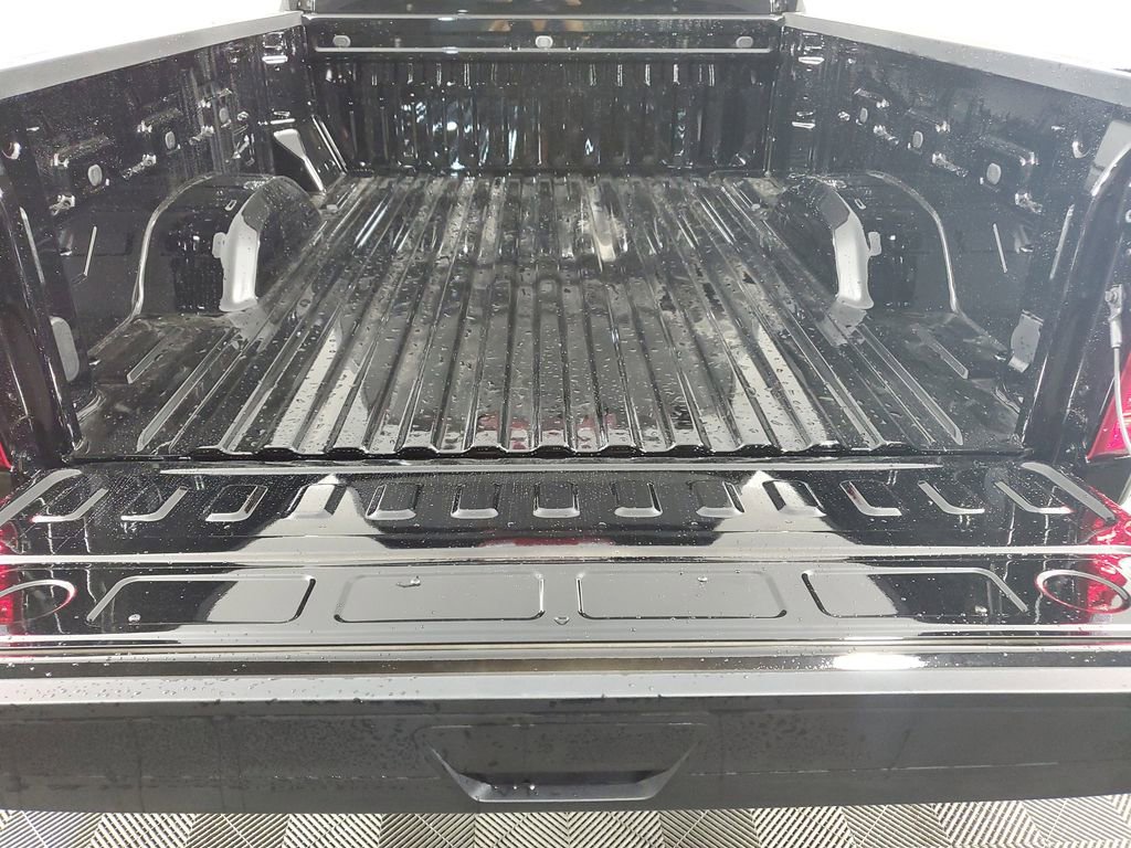 New 2026 Chevrolet Silverado 2500 Custom w/ Custom Value Package image 32