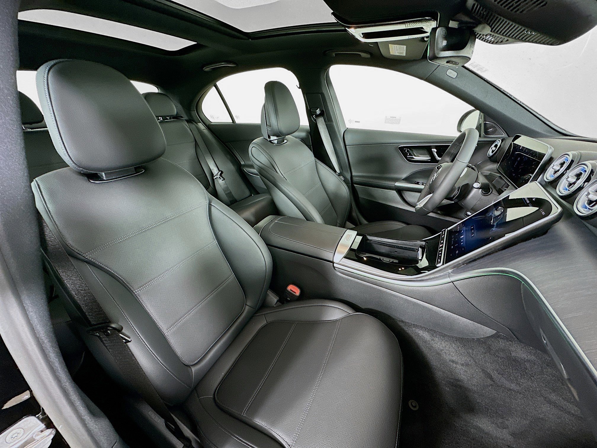 Used 2026 Mercedes-Benz C 300 4MATIC Sedan image 35