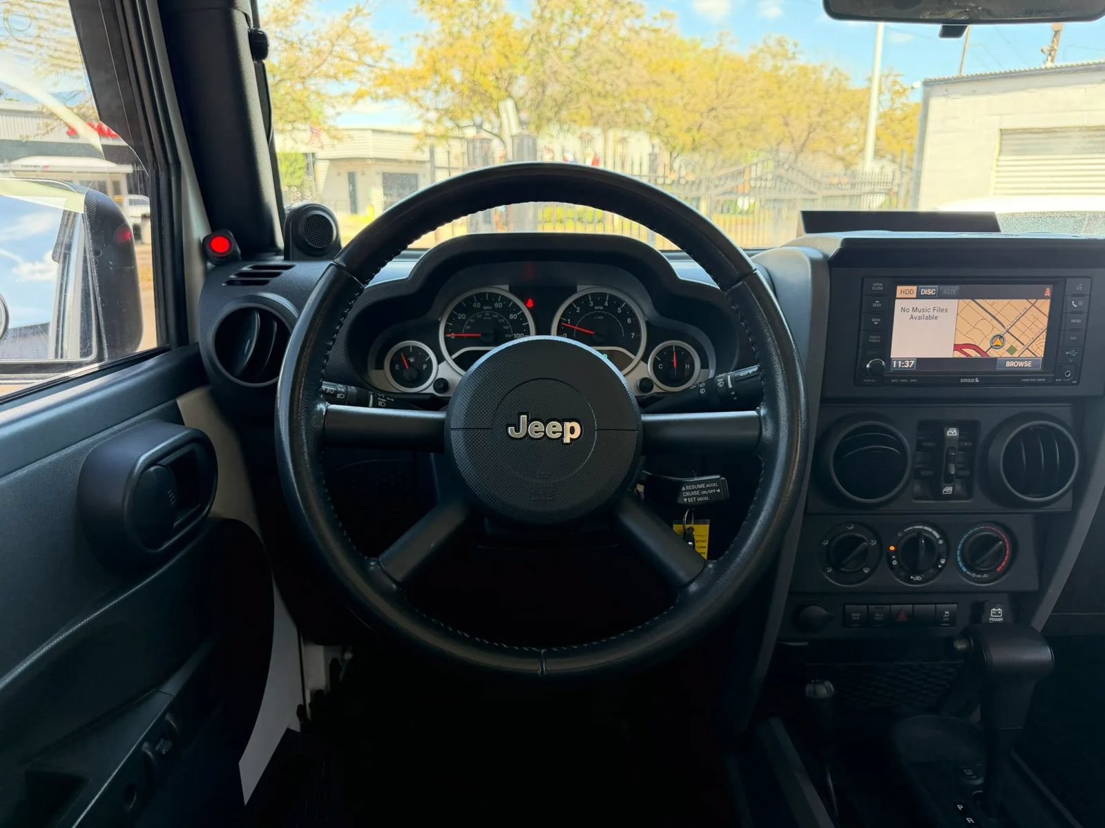 Used 2010 Jeep Wrangler Unlimited Rubicon w/ Trailer Tow Group AWD/4WD image 21