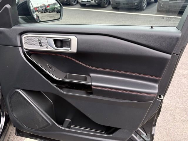 Used 2023 Ford Explorer ST-Line w/ Class IV Trailer Tow Package image 39