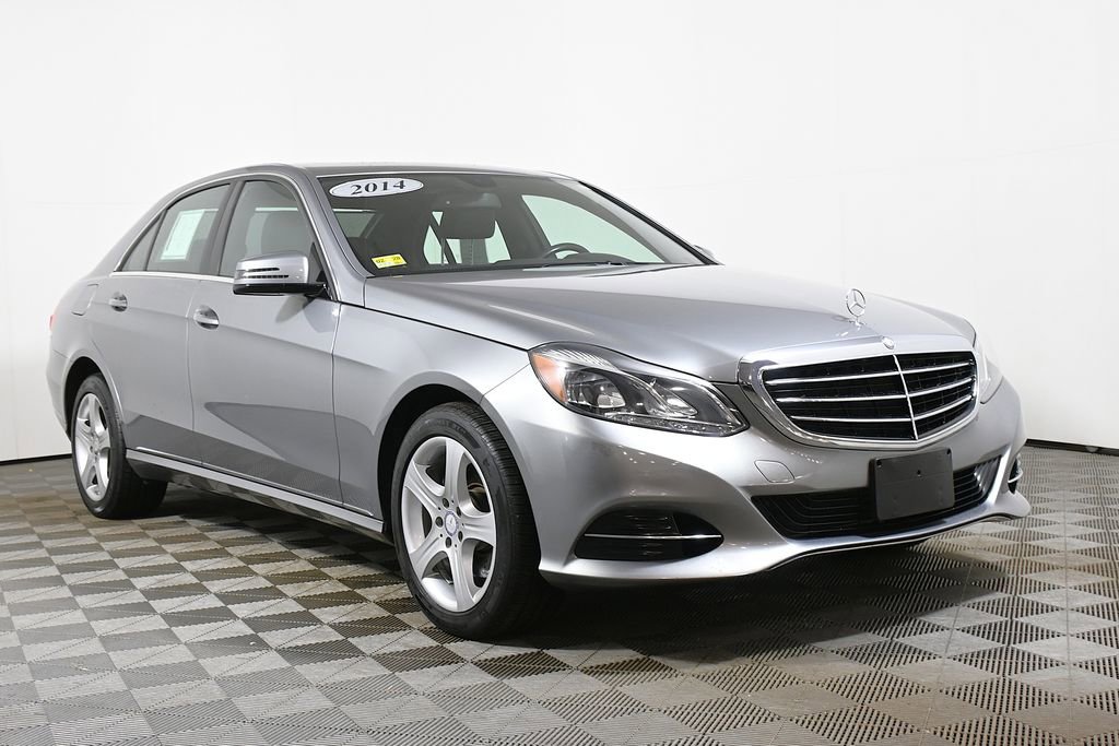 Used 2014 Mercedes-Benz E 350 4MATIC Sedan image 9