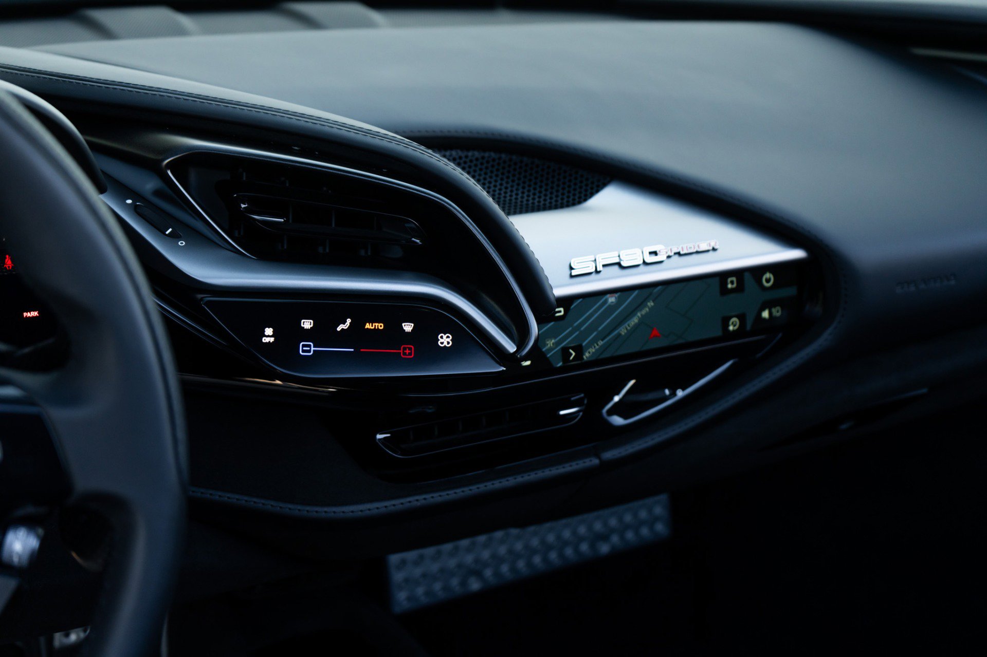 Used 2025 Ferrari SF90 Spider image 31