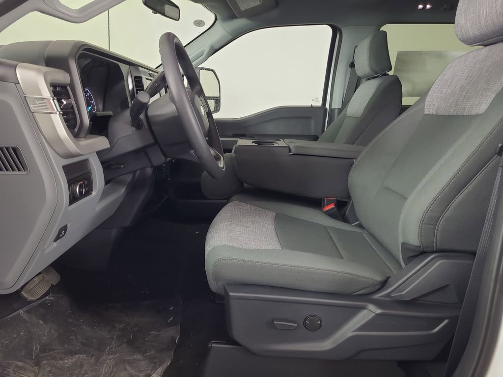 New 2026 Ford F350 XLT image 18