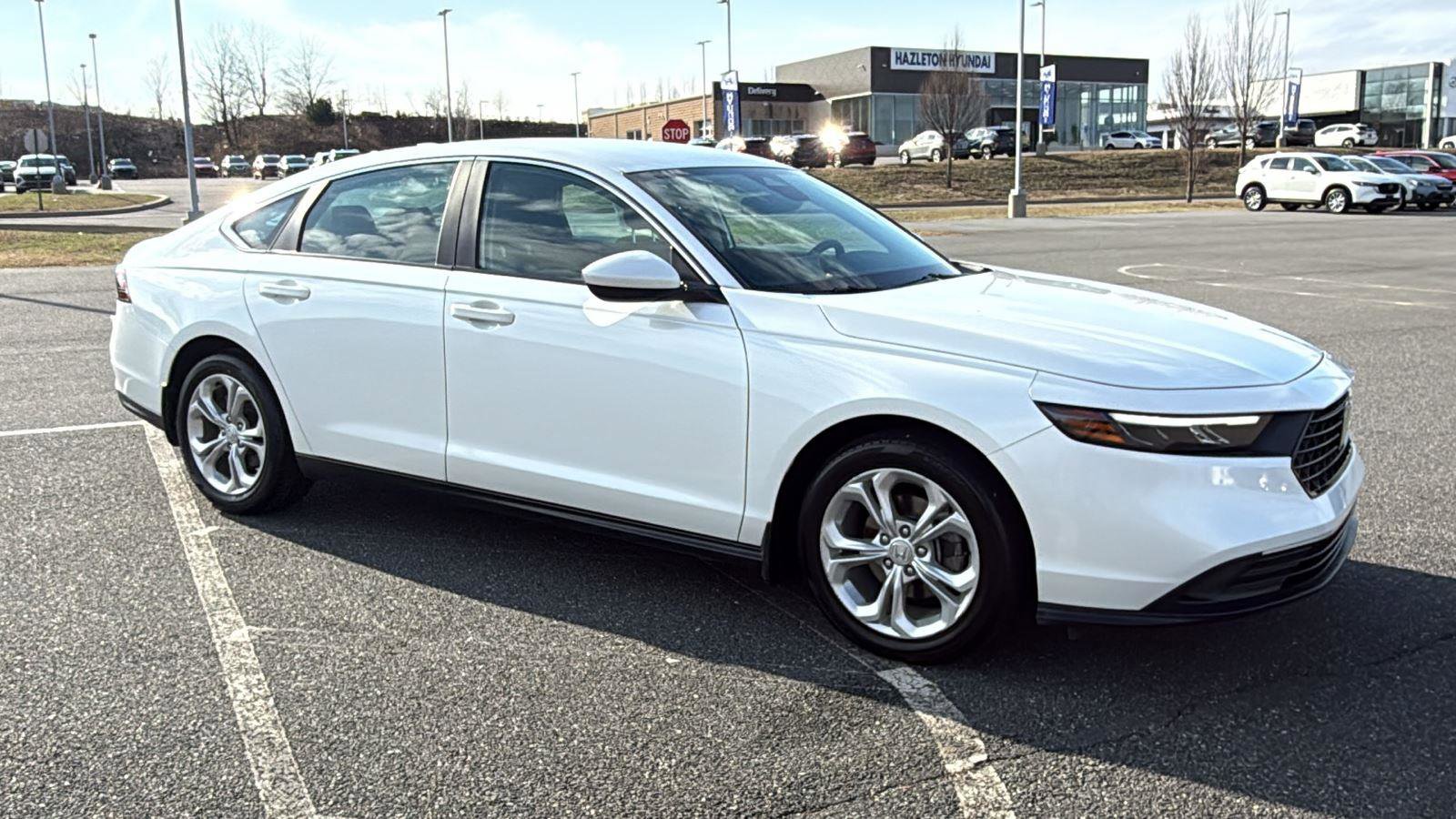 Used 2023 Honda Accord LX image 2