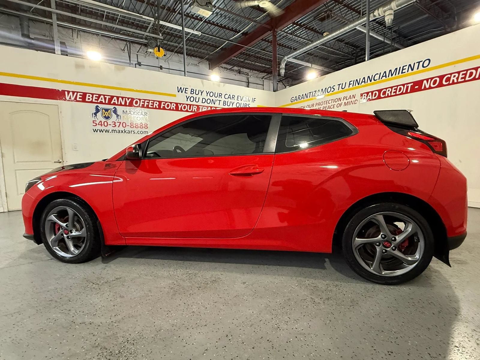 Used 2019 Hyundai Veloster 2.0 FWD image 10