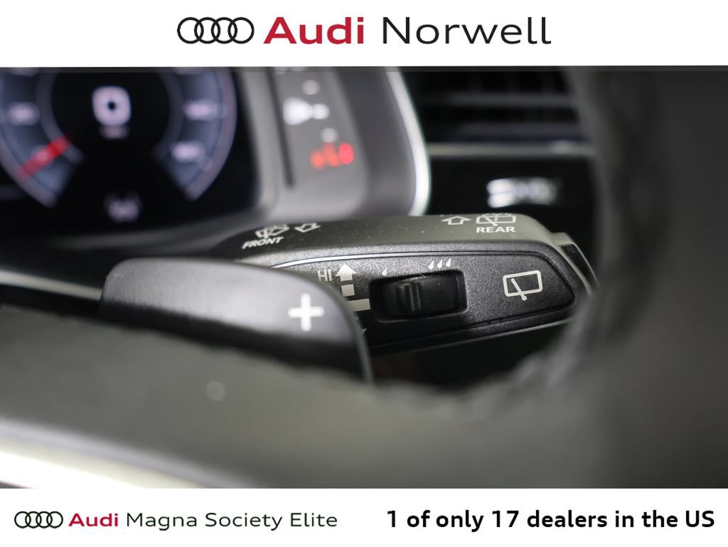 Used 2023 Audi Q7 3.0T Premium Plus w/ Premium Plus Package AWD/4WD image 32