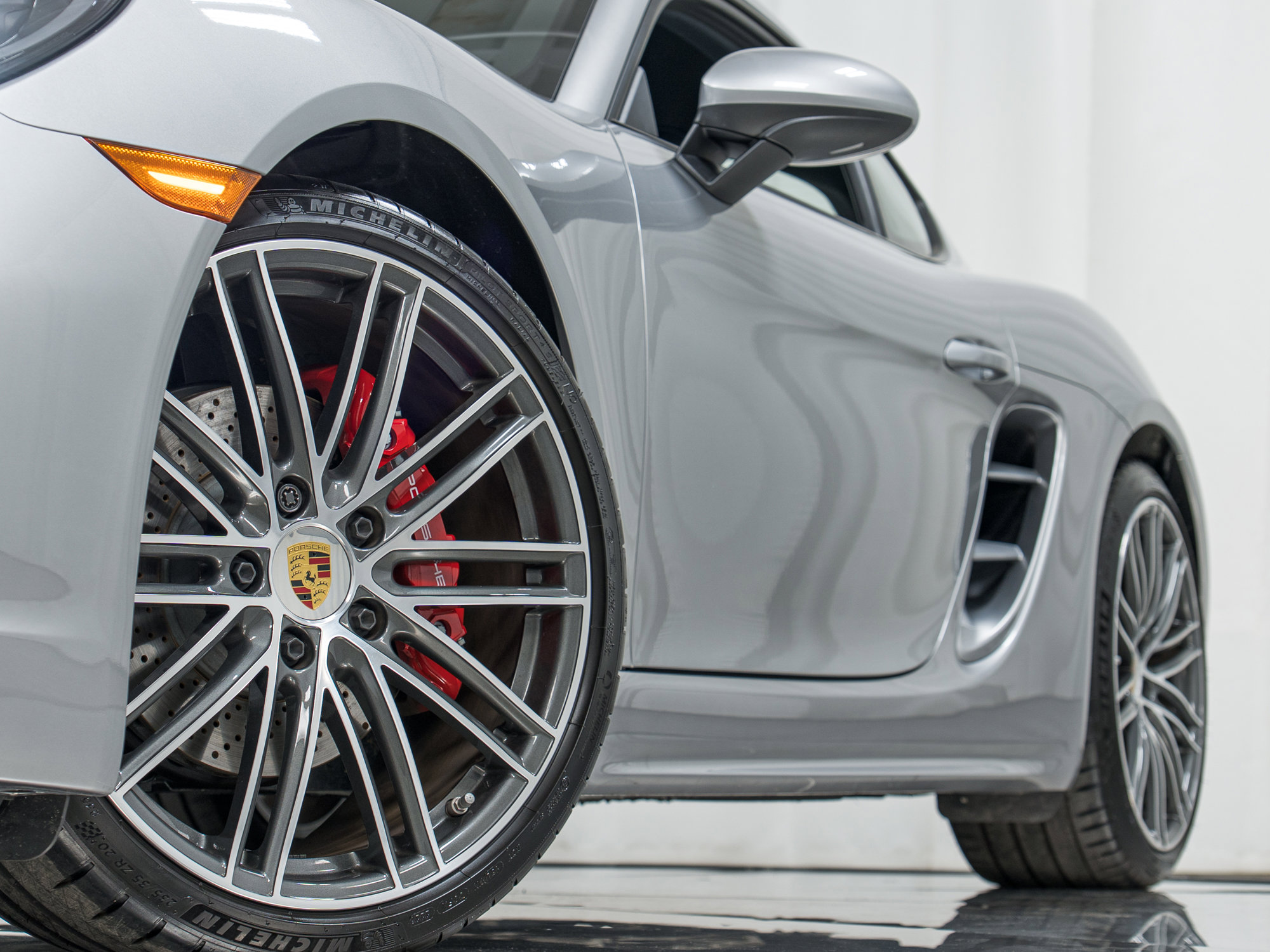 Certified 2024 Porsche 718 Cayman S image 31