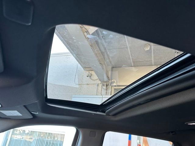 Used 2023 Chevrolet Silverado 1500 ZR2 w/ Technology Package image 21