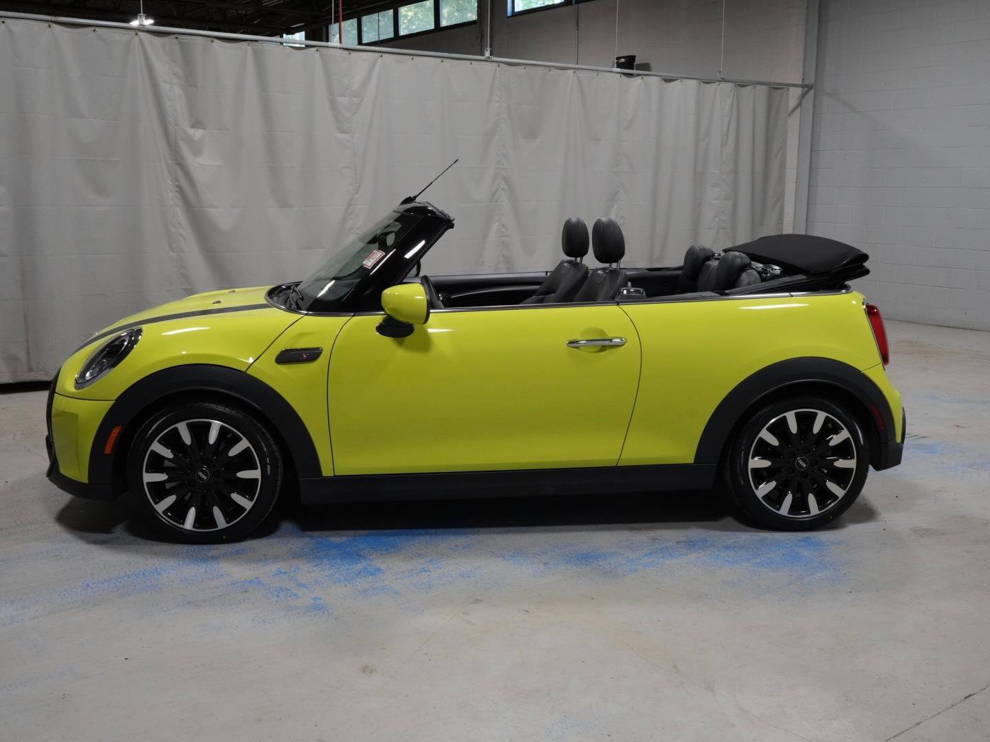 Certified 2024 MINI Cooper S FWD image 13