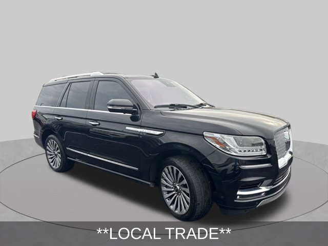 Used 2018 Lincoln Navigator Reserve w/ Technology Package AWD/4WD image 3