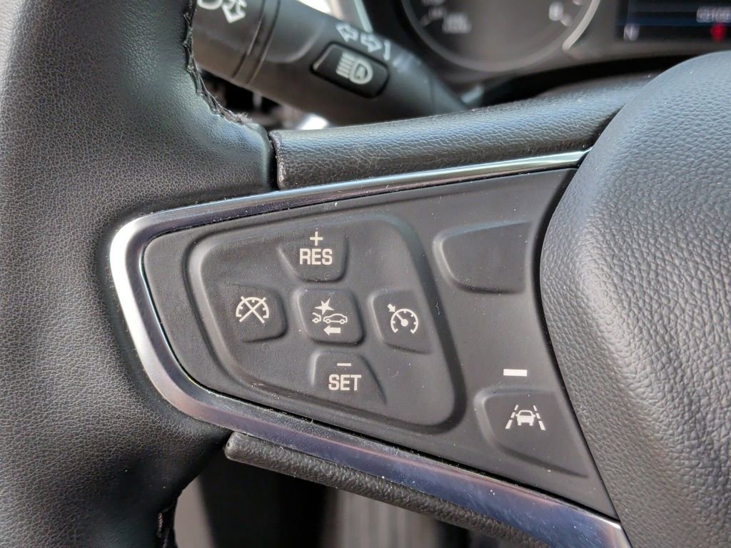 Used 2024 Chevrolet Equinox LT AWD/4WD image 17