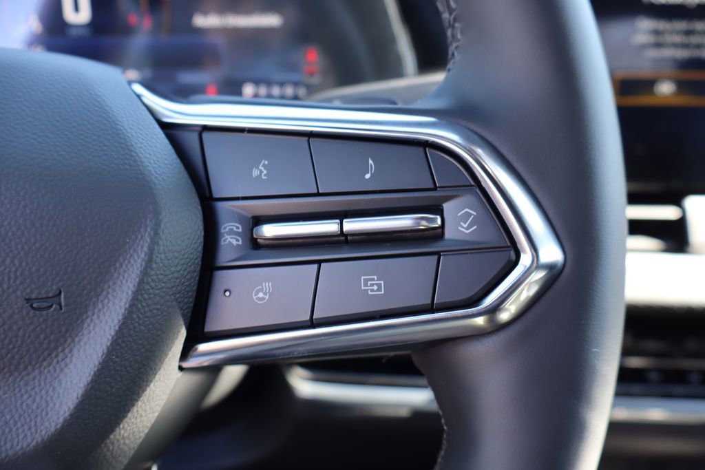 New 2026 Chevrolet Equinox LT w/ Convenience Package II image 14