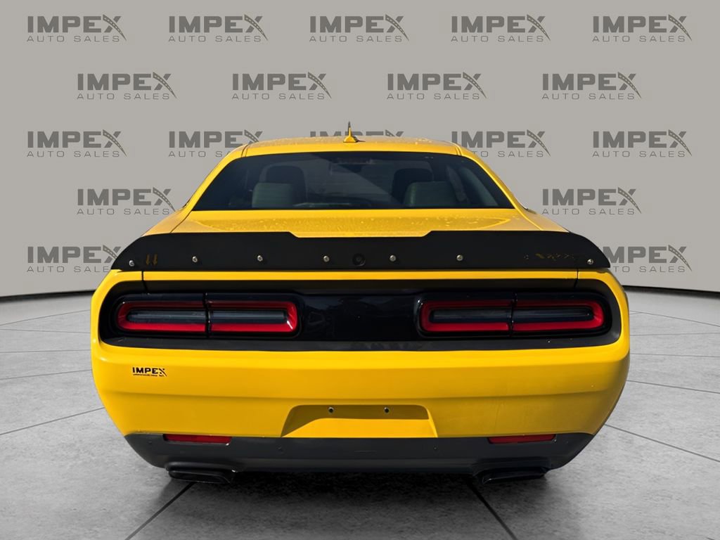 Used 2017 Dodge Challenger SRT Hellcat image 4