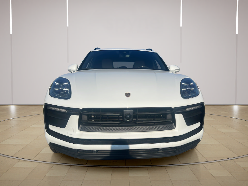 New 2026 Porsche Macan AWD/4WD image 10
