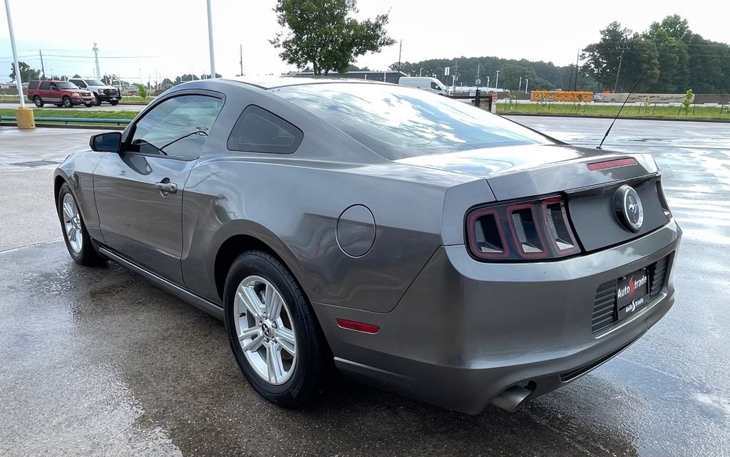 Used 2014 Ford Mustang Coupe RWD image 5