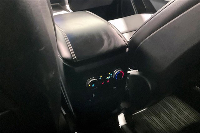 Used 2020 Ford Explorer XLT w/ Equipment Group 202A image 10