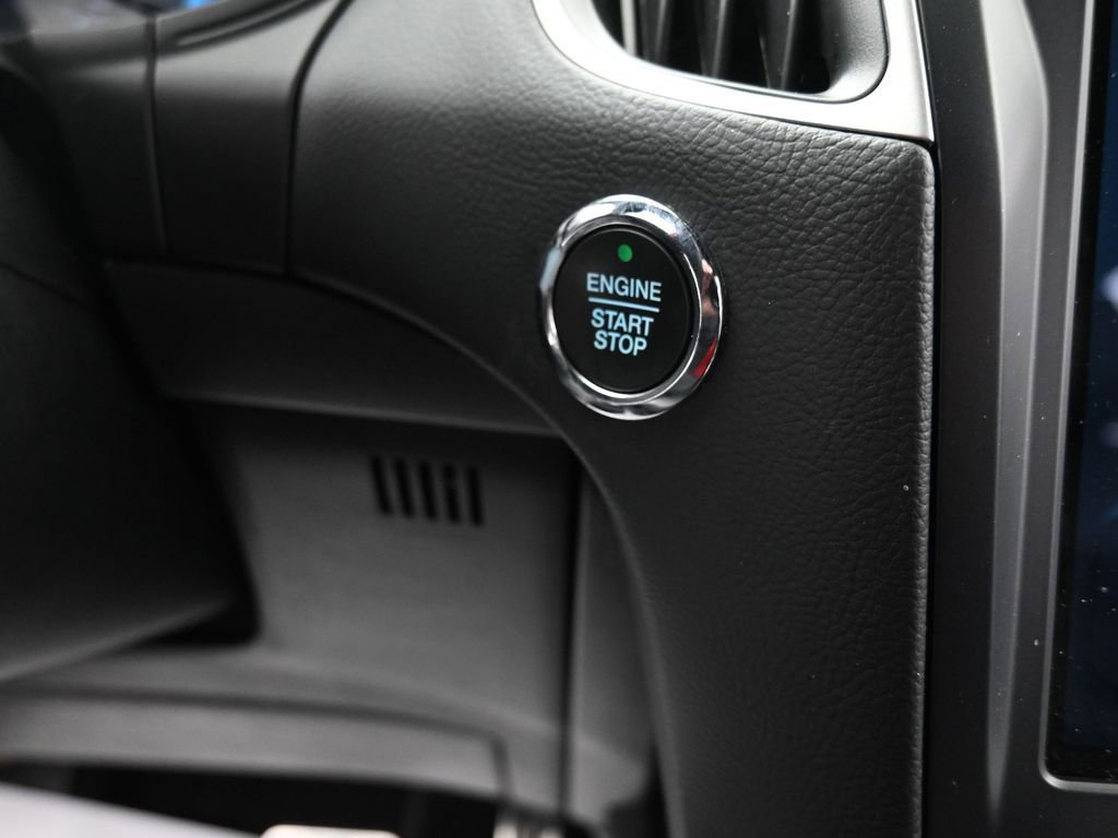 Used 2024 Ford Edge ST-Line image 24