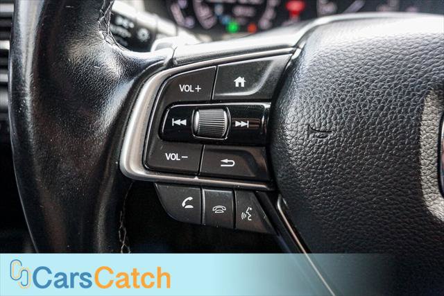 Used 2018 Honda Accord Touring image 33