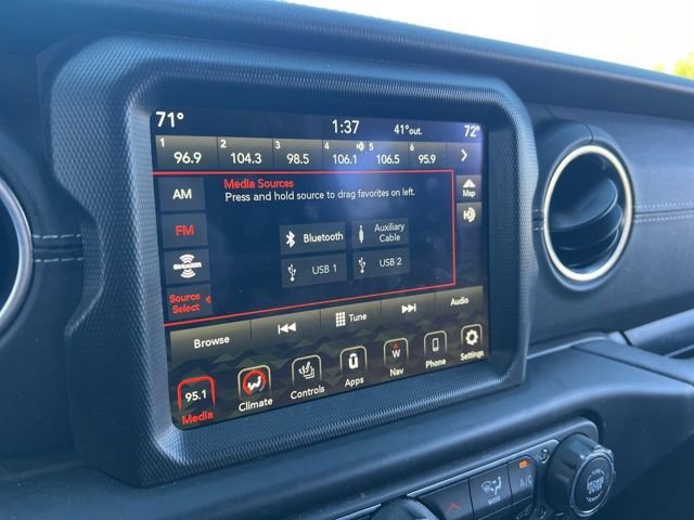 Used 2023 Jeep Wrangler Unlimited Sahara w/ Cold Weather Group image 25