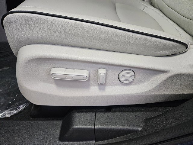 New 2026 Honda Odyssey Touring image 33