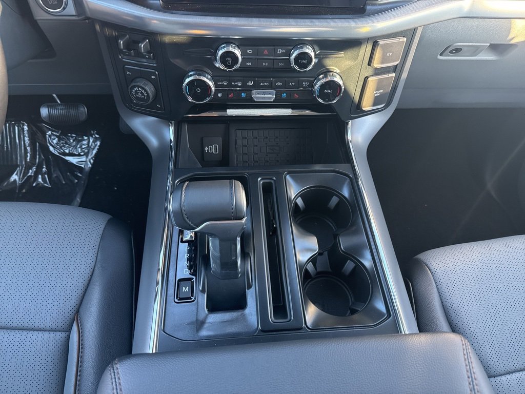 New 2025 Ford F150 Lariat w/ Equipment Group 502A High image 6