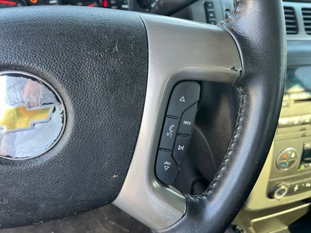 Used 2011 Chevrolet Avalanche LT AWD/4WD image 20