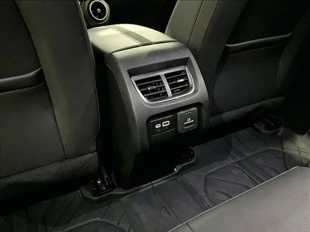 Used 2023 Chevrolet Blazer Premier FWD image 25