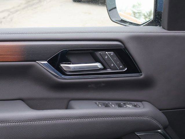 New 2026 GMC Yukon Denali w/ Sun & Power Step Package image 24