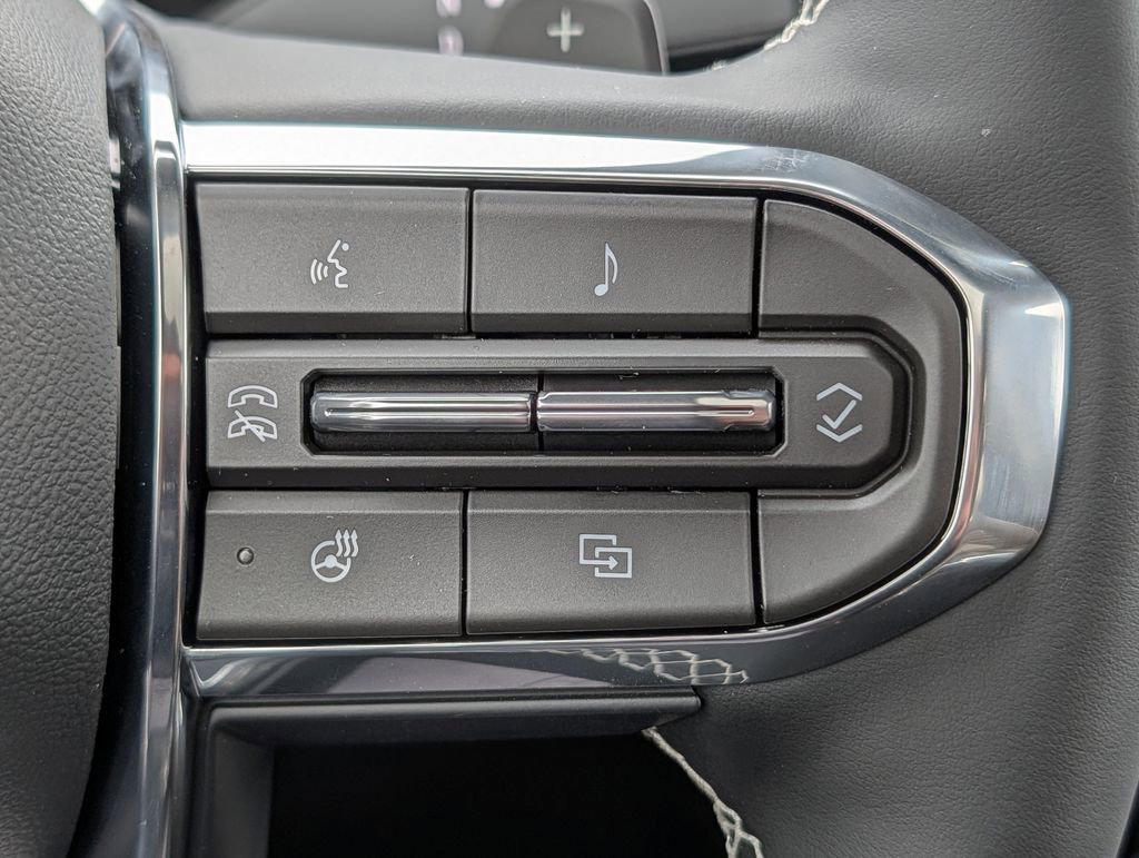 New 2026 GMC Acadia Denali Ultimate w/ LPO, Floor Liner Package AWD/4WD image 52