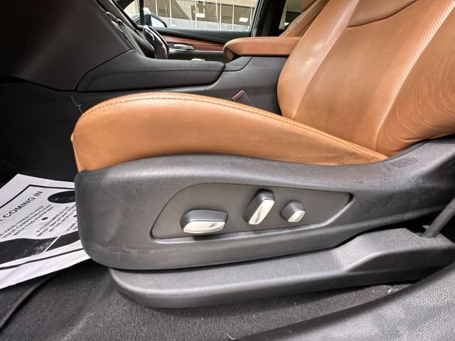 Certified 2024 Cadillac XT5 Premium Luxury FWD image 20