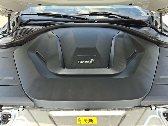 Used 2023 BMW i4 eDrive40 w/ M Sport Package RWD image 31