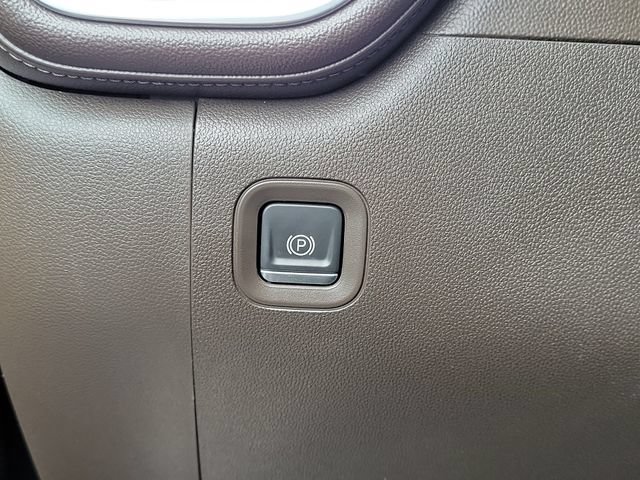 Used 2019 GMC Sierra 1500 Denali w/ Denali Ultimate Package AWD/4WD image 17