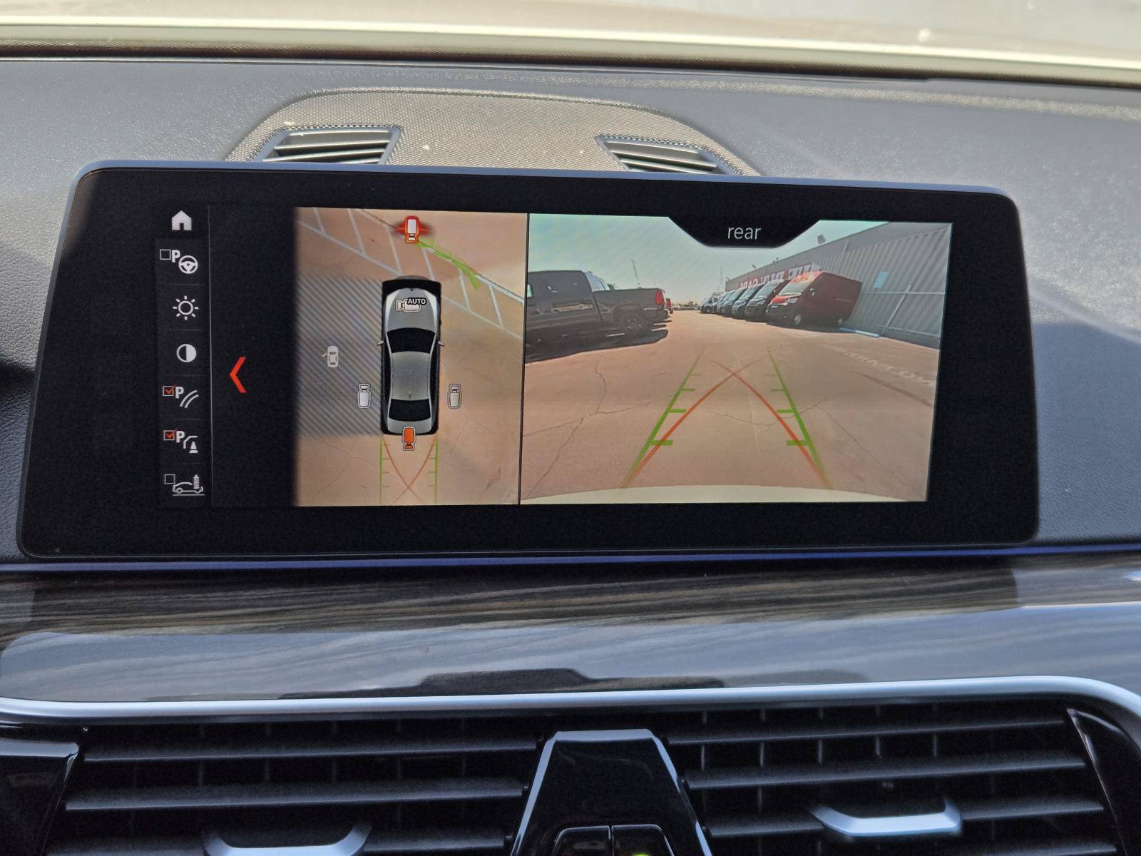 Used 2017 BMW 540i RWD image 8