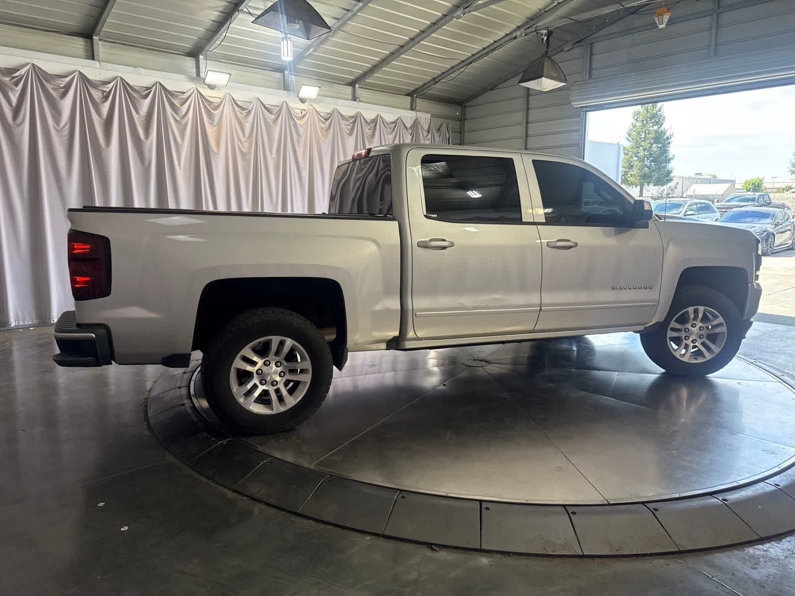 Used 2017 Chevrolet Silverado 1500 LT w/ All Star Edition RWD image 3